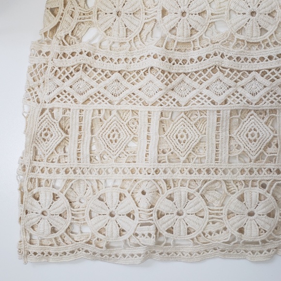 Boho Beige Crochet Tank - Picture 4 of 5